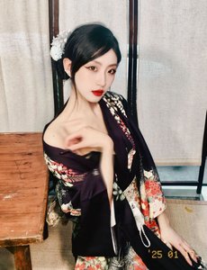 🇨🇳薇薇安的个人资料 - CoCo⏺