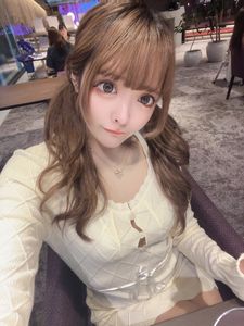 12月日出勤【香薰】刚出道美女等你来开发 接预约 - KING-JP