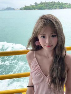 中国72号QQ，美丽少女12点-24点 - V8·海选