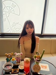 日本819号れい年轻漂亮大长腿13点-18点 - V8·海选