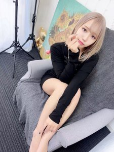 丽华 - プラチナ