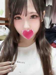 あや（新人） - 唯佳人