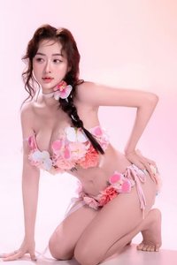 甜甜（04年，真实本人照片，白嫩肉感学生妹，极限优惠，全池袋最低价，带房间！） - 小蛋糕