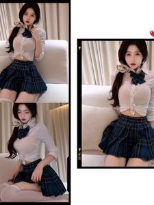 梦妍😘俏皮JK甜美御姐【火辣的曲线身材 肌肤白嫩到吹弹可破】深情的挑逗 充满了极致的诱惑 - 月光酒窝