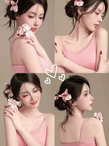 黎莫晚😘小清新 纯欲小妹【高颜值 本人艺术照】00后学妹 仅限末班车之前 - 月光酒窝