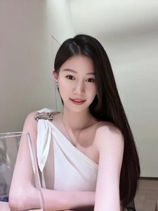 🇨🇳晓雪 - 柒月