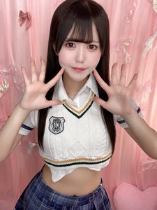 🌸 小美🌸极品嫩妹-年轻水多-不骚免单 - 活春宫