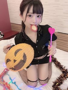 🌸凛🌸极品18小萝莉–提供酒店极限拉扯优惠一千日元，吊打同等价位萝莉控大奶 - 活春宫