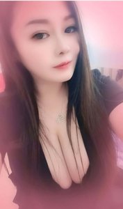 圆圆 F杯 超大胸 - 烟雨朦胧