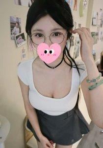 兼职 大院生萌学姐—薇薇 - 爱姬