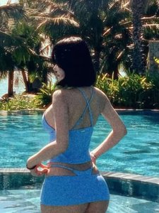 （韩国骚妹回归）瑠美（骚浪派系可3P的御姐）（天然下垂木瓜奶翘臀） - 皮卡乐园
