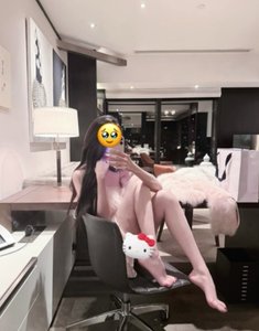 (回国过年3月后可😭）小鹿（19岁铅笔留学生妹）（白瘦嫩美少女）（特价推广中） - 皮卡乐园