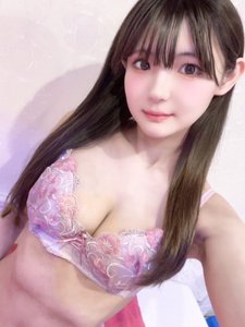美玲【日本人.巨乳】出勤！开始接受预约！ - 维密天使