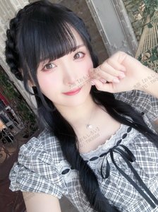 🇯🇵  初音はつね - 面白い